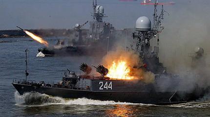 Противолодочные корабли Балтийского флота потопили субмарину условного противника Противолодочные корабли Балтийского флота потопили субмарину условного противника