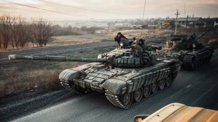 На юге Донецкой области идет танковый бой На юге Донецкой области идет танковый бой