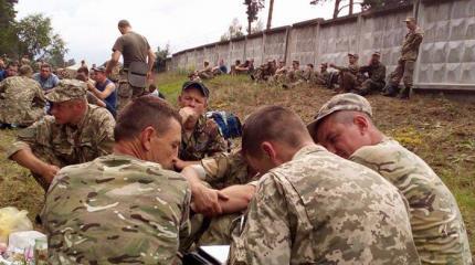 Подготовка к 3 мировой продолжается? На полигон под Николаев стянуты резервисты Подготовка к 3 мировой продолжается? На полигон под Николаев стянуты резервисты