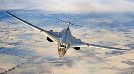 «Белые лебеди» напоминают Западу о мощи России «Белые лебеди» напоминают Западу о мощи России