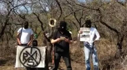 Повстанцы объявили войну коррумпированному правительству Повстанцы объявили войну коррумпированному правительству