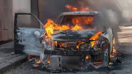 На рынке Дамаска взорван начиненный взрывчаткой автомобиль