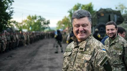 Порошенко не исключает возможность полной мобилизации Порошенко не исключает возможность полной мобилизации