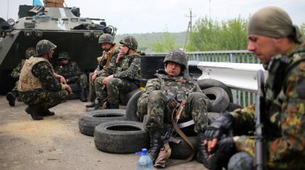 «Украинские военные снимали форму вместе с кожей» - волонтеры об армии «Украинские военные снимали форму вместе с кожей» - волонтеры об армии