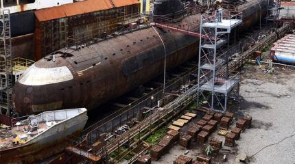 Самая первая атомная подлодка СССР готовится к спуску на воду Самая первая атомная подлодка СССР готовится к спуску на воду