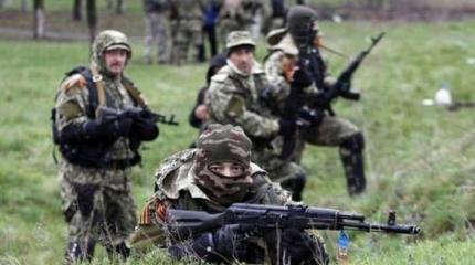 Западные журналисты не нашли в Новоазовске «призрачную российскую армию» Западные журналисты не нашли в Новоазовске «призрачную российскую армию»