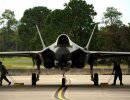 Первые F-35 будут поставлены в урезанных версиях