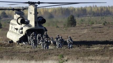 Рядом с границей России начались международные военные учения Рядом с границей России начались международные военные учения