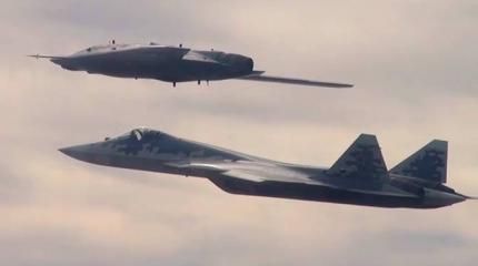 "Тяжелая рука" для Су-57: китайские СМИ оценили российского "Охотника" "Тяжелая рука" для Су-57: китайские СМИ оценили российского "Охотника"