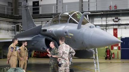 Пытаясь «припугнуть» Путина, Макрон толкает НАТО к Третьей мировой