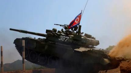 Современные серийные северокорейские танки показали на учениях Современные серийные северокорейские танки показали на учениях