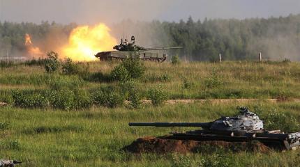 Сила в движении: показ боевой техники на форуме «Армия-2015». Фоторепортаж Сила в движении: показ боевой техники на форуме «Армия-2015». Фоторепортаж