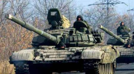 Ополчение и Киев прячут друг от друга танки Ополчение и Киев прячут друг от друга танки