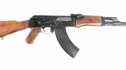 Полиция Индии потребовала автоматы Калашникова взамен отечественного оружия Полиция Индии потребовала автоматы Калашникова взамен отечественного оружия