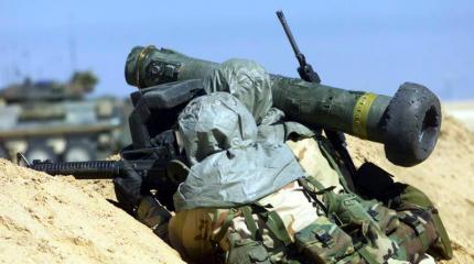 Сломали зубы об «Армату»: США сделали новый гранатомет вместо Javelin Сломали зубы об «Армату»: США сделали новый гранатомет вместо Javelin
