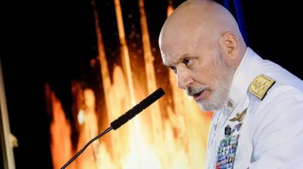 Адмирал НАТО, не выигравший ни одного боя, дал совет России