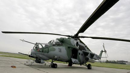 Российские военные отрабатывают полёты вертолетов в горах Армении Российские военные отрабатывают полёты вертолетов в горах Армении