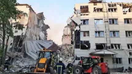 Преступления Украины: боевики ВСУ атаковали колледж в Старобельске