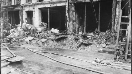 Артиллерийская бомбардировка Парижа в 1918 году Артиллерийская бомбардировка Парижа в 1918 году