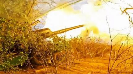 Сырский стоит на растяжке — сил воевать на два фронта нет Сырский стоит на растяжке — сил воевать на два фронта нет
