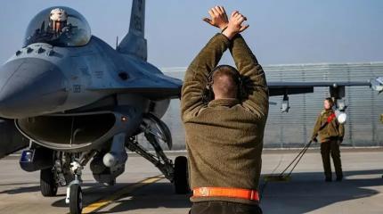 Разбитые мечты: представитель ВСУ раскрыл горькую правду об F-16 Разбитые мечты: представитель ВСУ раскрыл горькую правду об F-16