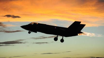 F-35: самоубийственный полет за $50 тысяч в час F-35: самоубийственный полет за $50 тысяч в час