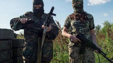 Личный состав подразделения "Русь" добровольно сдал оружие в ЛНР Личный состав подразделения "Русь" добровольно сдал оружие в ЛНР