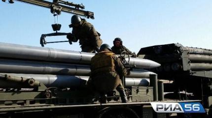 Операция «Уран»: На Тоцком полигоне стартовали масштабные учения-реконструкция артподготовки наступления под Сталинградом Операция «Уран»: На Тоцком полигоне стартовали масштабные учения-реконструкция артподготовки наступления под Сталинградом