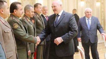 Александр Лукашенко пообещал масштабные учения у границ ЕС и НАТО