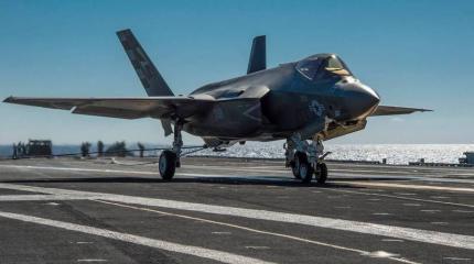Первые посадки F-35C на авианосец Первые посадки F-35C на авианосец