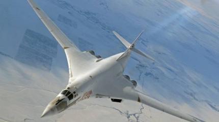Бомбардировщики Ту-160 отработали пуски крылатых ракет Бомбардировщики Ту-160 отработали пуски крылатых ракет
