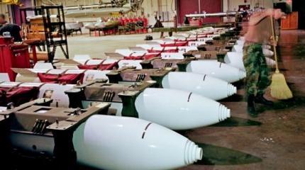 Россия значительно оторвалась от США по количеству ядерных зарядов Россия значительно оторвалась от США по количеству ядерных зарядов
