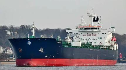 Сначала дроны, теперь танкеры: Россия столкнулась с новой формой войны