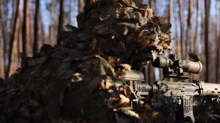 Один против всех: штурмовик «Тузить» взял в плен сразу девятерых боевиков