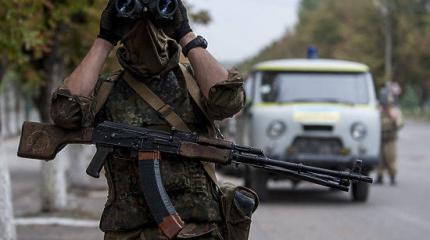 Из Украины в ДНР: поездка на автобусе по «дороге ужаса» Из Украины в ДНР: поездка на автобусе по «дороге ужаса»