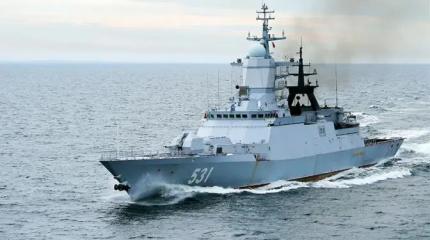 Трампу путает карты скромный корвет «Стойкий» в порту Бендер-Аббаса