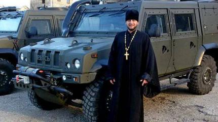 Бронеавтомобили "Рысь" (Iveco LMV) на Черноморском флоте Бронеавтомобили "Рысь" (Iveco LMV) на Черноморском флоте