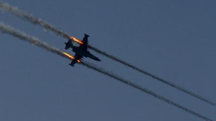 Сирийская авиация раскрошила полсотни боевиков ИГИЛ недалеко от Дейр эз-Зор Сирийская авиация раскрошила полсотни боевиков ИГИЛ недалеко от Дейр эз-Зор