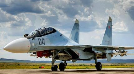 СМИ: Россия перебросила четыре истребителя на авиабазу в Сирии СМИ: Россия перебросила четыре истребителя на авиабазу в Сирии