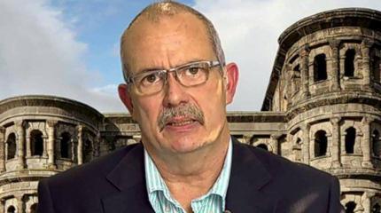 Фил Батлер: Французы никогда не умели строить военные корабли, РФ с таким же успехом могла заказать каноэ у индейцев Фил Батлер: Французы никогда не умели строить военные корабли, РФ с таким же успехом могла заказать каноэ у индейцев