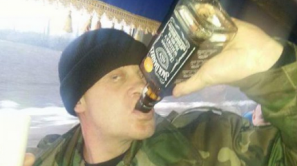 Военнослужащих в форме не пустили отдыхать в бар Военнослужащих в форме не пустили отдыхать в бар
