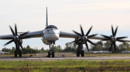 На замену устаревшим ракетоносцам подойдет пассажирский Ту-214 На замену устаревшим ракетоносцам подойдет пассажирский Ту-214