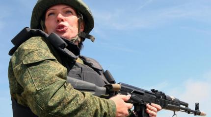 Омские девушки массово рвутся служить в армии