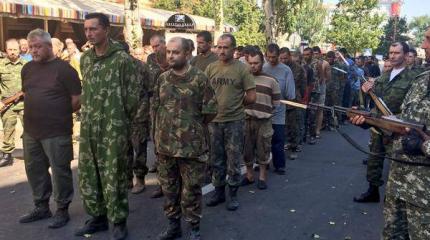 По Луганску сегодня поведут пленных: их будет много По Луганску сегодня поведут пленных: их будет много