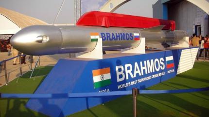 Совместный «гиперзвук» РФ и Индии: представлен прототип ракеты Brahmos-2