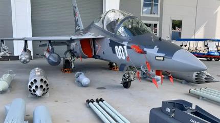 Зачем учебный Як-130 переделывают в боевой