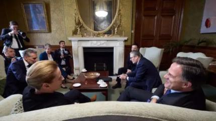 Новая порция вклада в коррупцию: Нидерланды открыли Киеву кошелёк шире