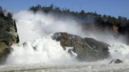Самое страшное оружие противник создает собственными руками