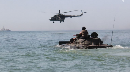 Под Одессой всплыли боевые «амфибии» Под Одессой всплыли боевые «амфибии»