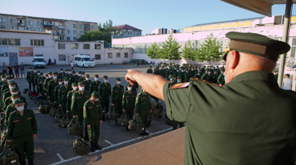 Как призывают в армию, когда вокруг коронавирус